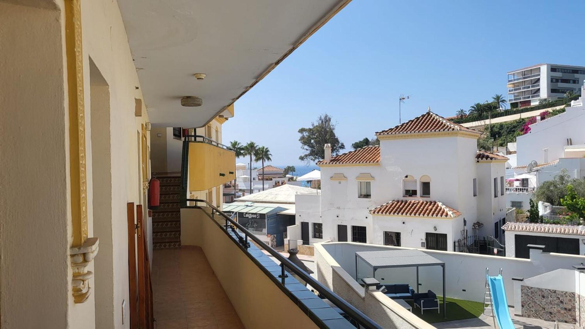 Apartamento Burriana Beach Nerja Ngoại thất bức ảnh